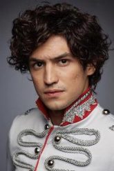 Gabriel Leone