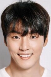 Yoon Si-yoon