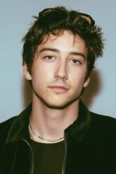 Milo Manheim