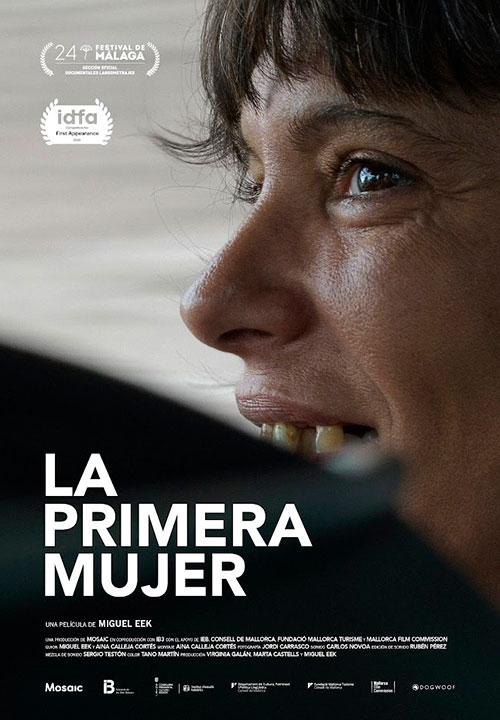 Cartel de la película La primera mujer