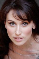 Lesli Margherita