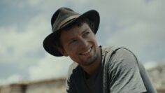 Hasta la montaña fondo