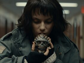 Whistle El silbido del mal fondo