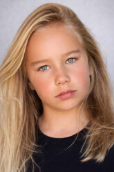 Willow Charlie Harper