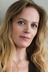 Elizabeth Stanley