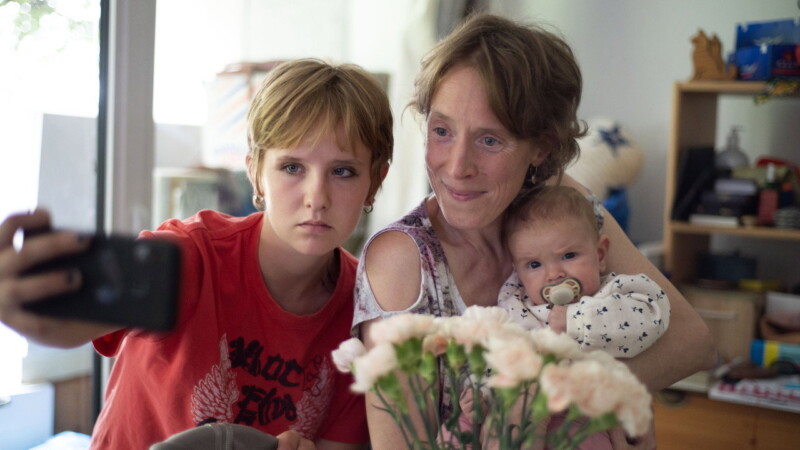 Christelle Cornil y Janaina Halloy en Recién nacidas (2025)