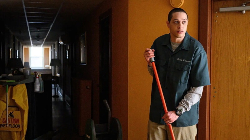 Pete Davidson en The Home (2025)