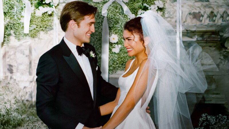 Robert Pattinson y Zendaya en El drama (2026)