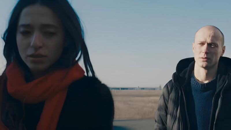 Yura Borisov y Mikey Madison en Anora (2024)