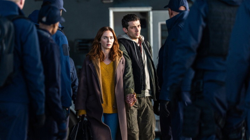 Emily Blunt y Josh O'Connor en El día de la revelación (2026)