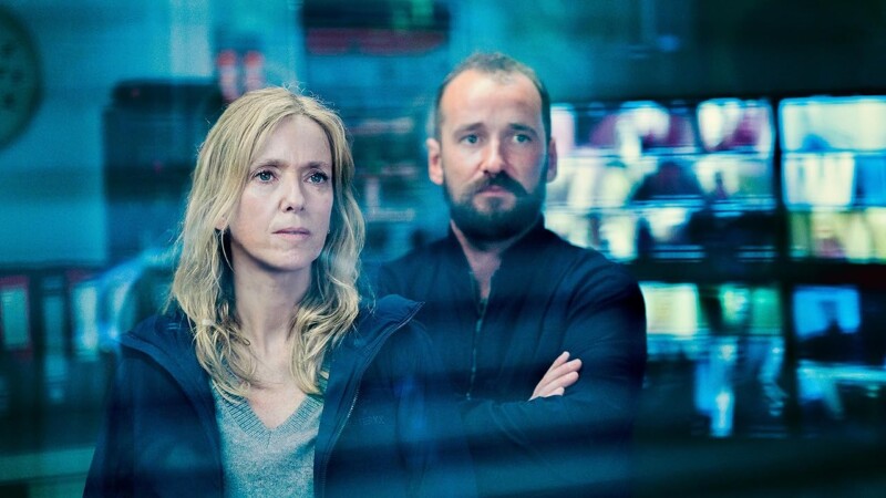 Léa Drucker y Jonathan Turnbull en Caso 137 (2025)
