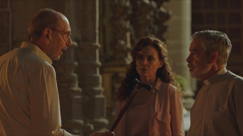 Carlos Iglesias, Silvia Marsó, y Miguel Rellán en La bala (2025)