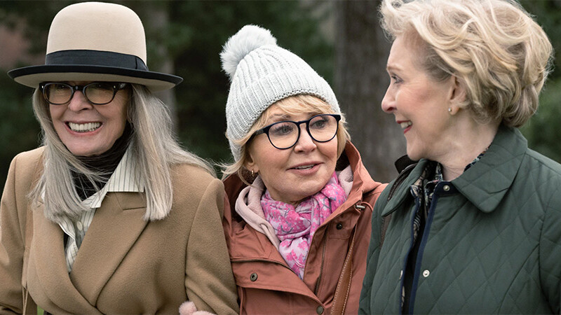 Diane Keaton, Patricia Hodge, y Lulu en Siempre jóvenes (2024)