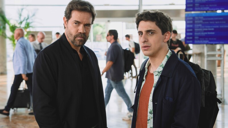 Oscar Lasarte y Juan Dávila en El último mono (2026)
