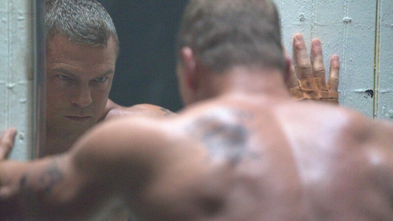 Alan Ritchson en Motor City (2025)
